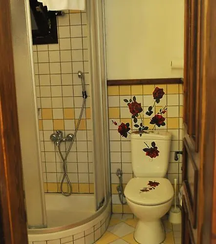 Erguvanli Ev Küçükkuyu